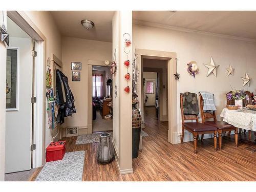 517A North Railway Street Se, Medicine Hat, AB - Indoor Photo Showing Other Room