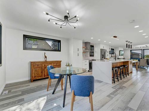 227 12 Street Se, Medicine Hat, AB - Indoor Photo Showing Dining Room