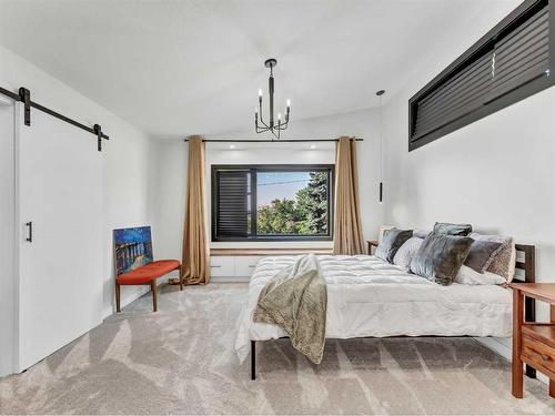 227 12 Street Se, Medicine Hat, AB - Indoor Photo Showing Bedroom