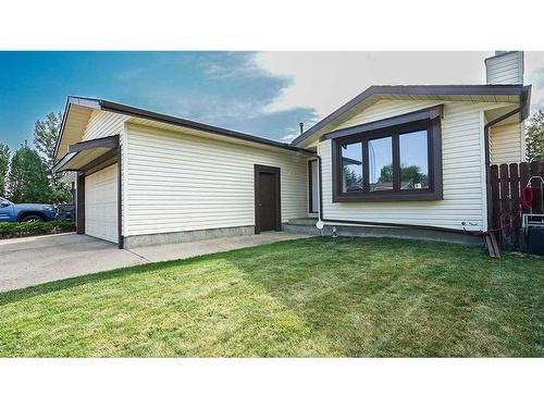 12 Rice Court Se, Medicine Hat, AB - Outdoor With Exterior