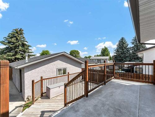 32 Rossdale Street Se, Medicine Hat, AB - Outdoor With Deck Patio Veranda With Exterior