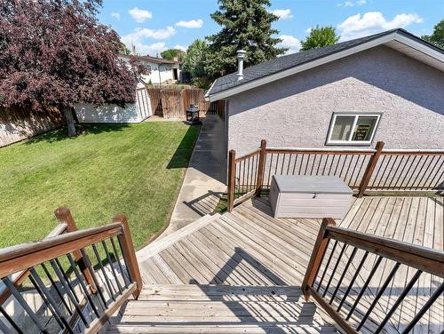 32 Rossdale Street Se, Medicine Hat, AB - Outdoor With Deck Patio Veranda With Exterior