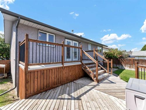 32 Rossdale Street Se, Medicine Hat, AB - Outdoor With Deck Patio Veranda With Exterior