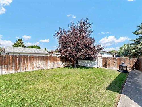 32 Rossdale Street Se, Medicine Hat, AB - Outdoor