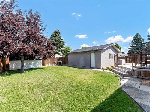 32 Rossdale Street Se, Medicine Hat, AB - Outdoor With Deck Patio Veranda