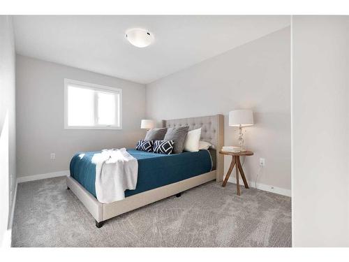 93 Ranchlands Boulevard Ne, Medicine Hat, AB - Indoor Photo Showing Bedroom