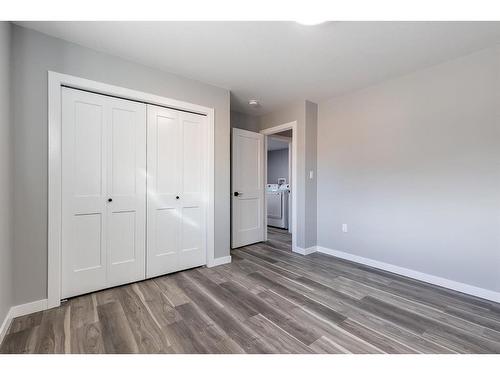 53 Somerside Gate Se, Medicine Hat, AB - Indoor Photo Showing Other Room