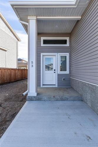 53 Somerside Gate Se, Medicine Hat, AB - Outdoor With Exterior