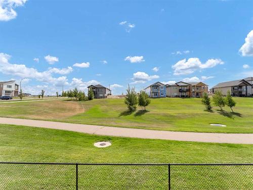 69 Sunwood Crescent Sw, Medicine Hat, AB 