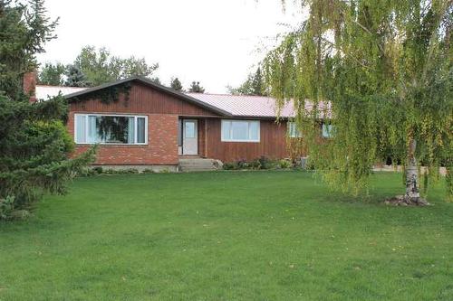 115054 103 Range Road North, Bow Island, AB - Outdoor