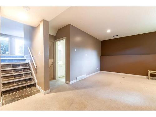 55 Markwick Drive Se, Medicine Hat, AB - Indoor Photo Showing Other Room