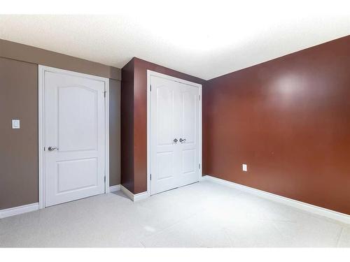 55 Markwick Drive Se, Medicine Hat, AB - Indoor Photo Showing Other Room