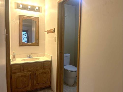 15432 Highway 41, Schuler, AB - Indoor Photo Showing Bathroom