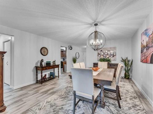 1-1165 16 Street Ne, Medicine Hat, AB - Indoor Photo Showing Dining Room