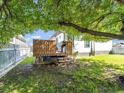 4 Taylor Court Se, Medicine Hat, AB - Outdoor