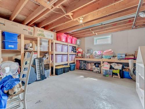 4 Taylor Court Se, Medicine Hat, AB - Indoor Photo Showing Basement