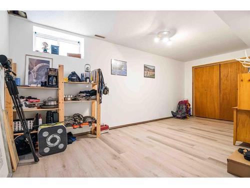 26 Pioneer Crescent Ne, Medicine Hat, AB - Indoor