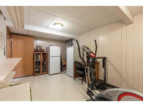 26 Park Meadows Lane Se, Medicine Hat, AB - Indoor Photo Showing Gym Room