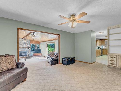 7306 Highway 523, Rural Cypress County, AB - Indoor Photo Showing Other Room