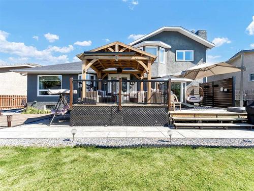 90 Taylor Crescent Se, Medicine Hat, AB - Outdoor With Deck Patio Veranda