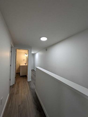 230 3 Street Se, Medicine Hat, AB - Indoor Photo Showing Other Room