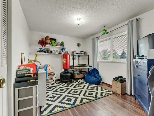 219 Ross Glen Drive Se, Medicine Hat, AB - Indoor