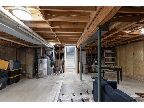 15 Ross View Close Se, Medicine Hat, AB - Indoor Photo Showing Basement