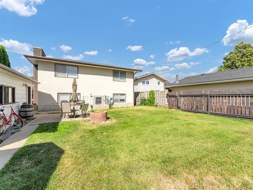 759 17 Street Ne, Medicine Hat, AB - Outdoor With Deck Patio Veranda