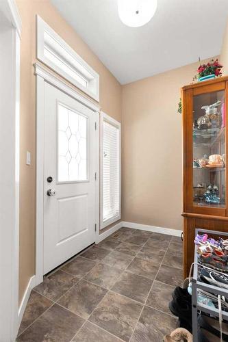 930 Manor Place Se, Redcliff, AB - Indoor Photo Showing Other Room