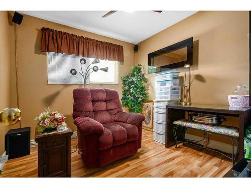 961 Bassett Crescent Nw, Medicine Hat, AB - Indoor