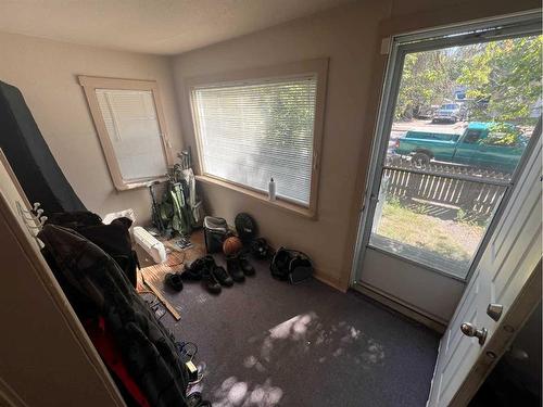 1246 Dominion Street Se, Medicine Hat, AB - Indoor Photo Showing Other Room