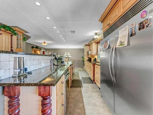 770 Eagle Ridge Drive, Dunmore, AB - Indoor Photo Showing Kitchen