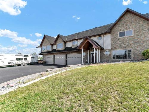 770 Eagle Ridge Drive, Dunmore, AB - Outdoor