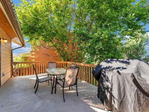 6 Ross Heights Place Se, Medicine Hat, AB - Outdoor With Deck Patio Veranda