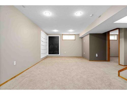 20 Stanfield Way Se, Medicine Hat, AB - Indoor