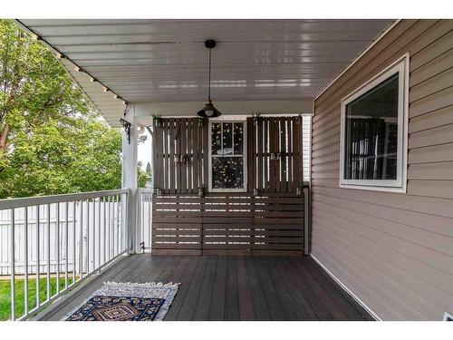 20 Stanfield Way Se, Medicine Hat, AB - Outdoor With Deck Patio Veranda With Exterior