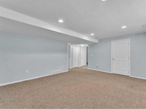 136 Sierra Drive Sw, Medicine Hat, AB - Indoor Photo Showing Other Room