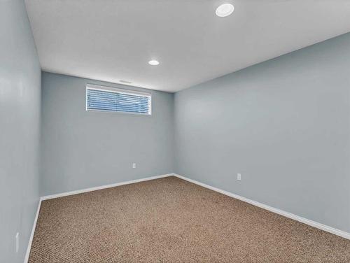 136 Sierra Drive Sw, Medicine Hat, AB - Indoor Photo Showing Other Room