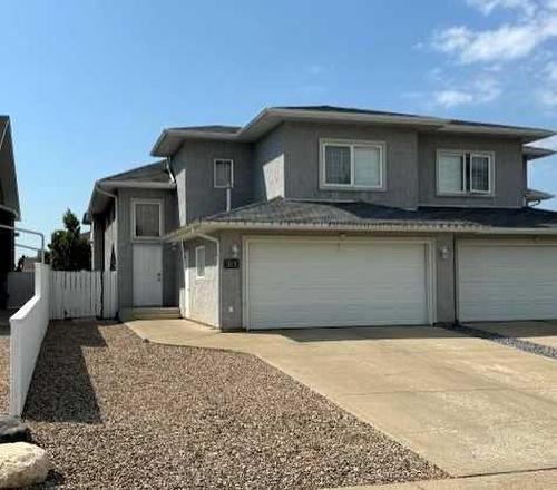 513 Vista Drive Se, Medicine Hat, AB - Outdoor