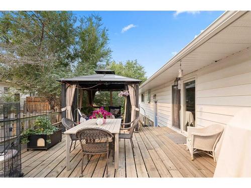 333 Prospect Drive Sw, Medicine Hat, AB - Outdoor With Deck Patio Veranda With Exterior