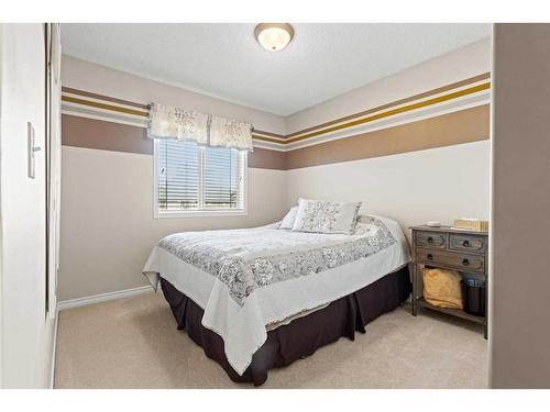 1223 115 Street Sw, Edmonton, AB - Indoor Photo Showing Bedroom