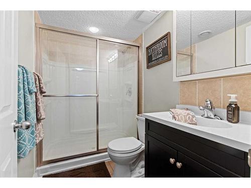 1223 115 Street Sw, Edmonton, AB - Indoor Photo Showing Bathroom