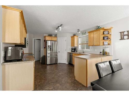 1223 115 Street Sw, Edmonton, AB - Indoor Photo Showing Kitchen