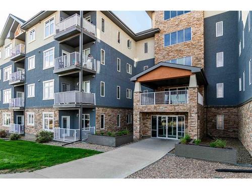 211-19 Terrace View Ne, Medicine Hat, AB - Outdoor With Balcony With Facade