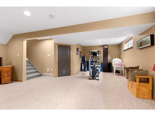 12 Vista Court Se, Medicine Hat, AB - Indoor