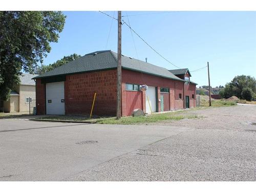 1111 Steel Street Se, Medicine Hat, AB 