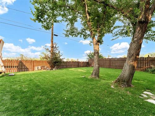 54 3 Street Sw, Medicine Hat, AB - Outdoor