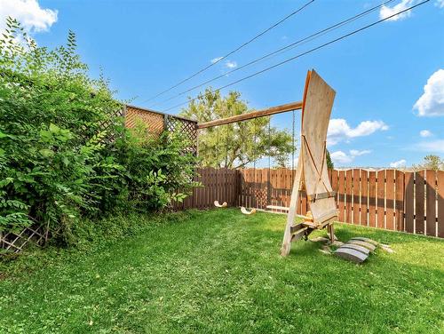 54 3 Street Sw, Medicine Hat, AB - Outdoor