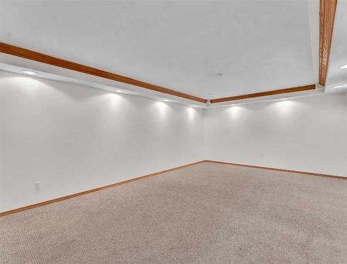 2569 24 Street Se, Medicine Hat, AB - Indoor Photo Showing Other Room