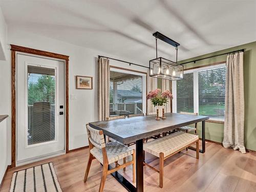 74 Terrace Court Ne, Medicine Hat, AB - Indoor Photo Showing Dining Room